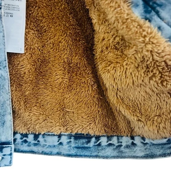 Levi’s Sherpa Trucker Denim Toddler Jean Jacket - Picture 6 of 8